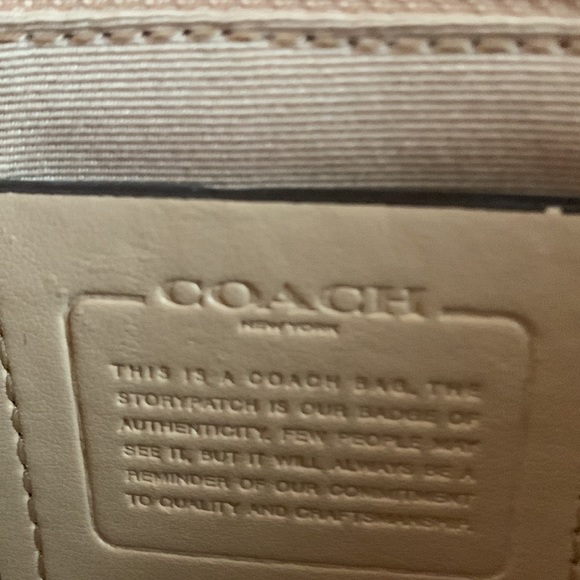 COACH - Picture 7 of 10